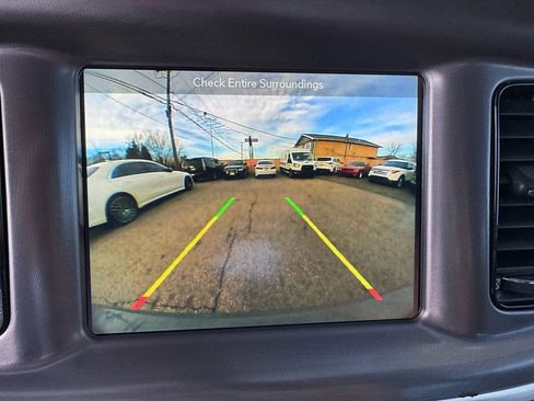 Used 2019 Dodge Charger R/T w/ Blacktop Package image 23