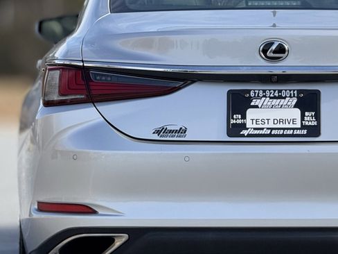 Used 2019 Lexus ES 350 Ultra Luxury image 15
