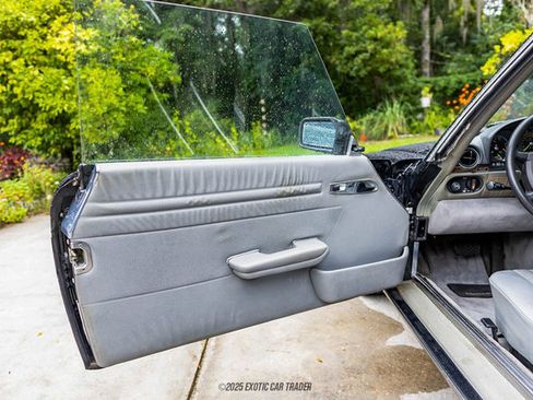 Used 1989 Mercedes-Benz 560 SL image 27