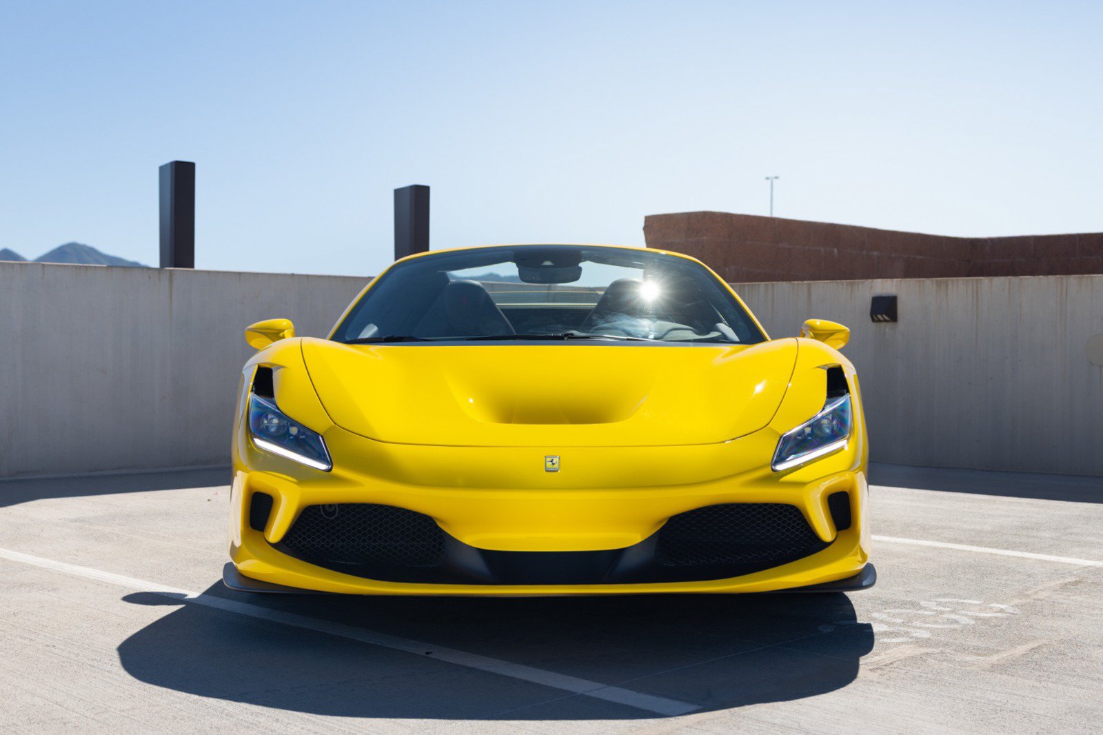 Used 2022 Ferrari F8 Tributo RWD image 3