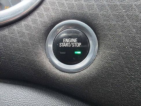 Used 2019 Chevrolet Malibu LT FWD image 31