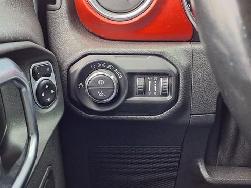 Used 2020 Jeep Gladiator Rubicon AWD/4WD image 20