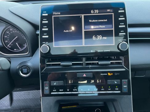 Used 2019 Toyota Avalon XSE FWD image 23