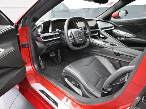 Used 2026 Chevrolet Corvette Stingray Coupe w/ 1LT RWD image 12