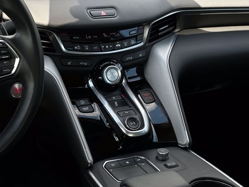 Used 2025 Acura TLX w/ Technology Package FWD image 16