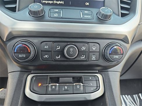 Certified 2023 GMC Acadia SLE image 20