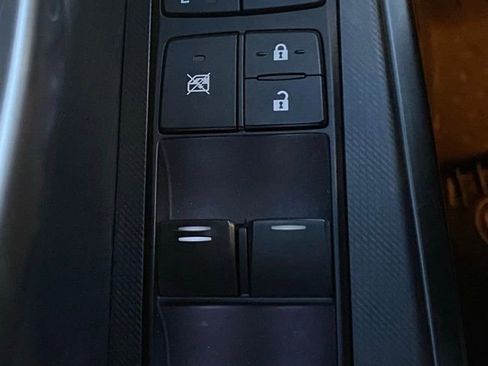 Used 2022 Lexus IS 350 F Sport image 28