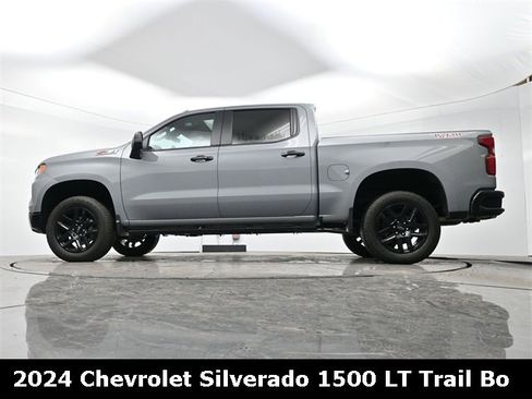 Used 2024 Chevrolet Silverado 1500 LT Trail Boss w/ Convenience Package II image 28