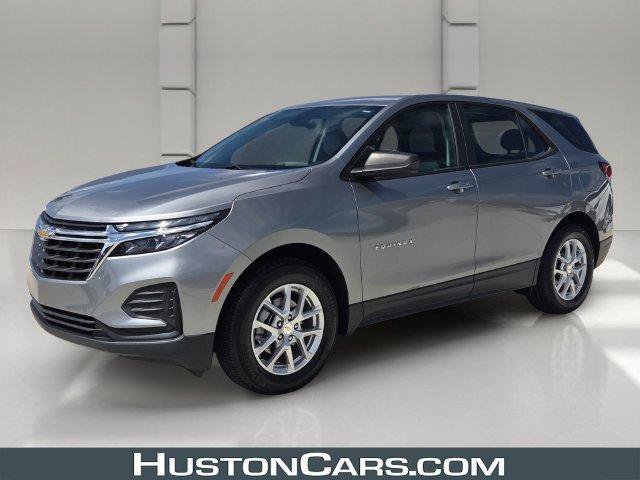 Used 2024 Chevrolet Equinox LS w/ Driver Confidence II Package FWD image 1
