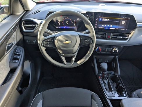 Certified 2026 Chevrolet TrailBlazer LT w/ Driver Confidence Package image 13