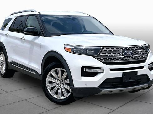 Used 2020 Ford Explorer Limited w/ Class III Trailer Tow Package AWD/4WD image 3