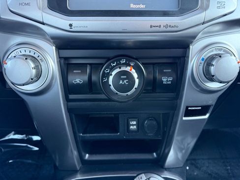 Used 2019 Toyota 4Runner SR5 AWD/4WD image 39