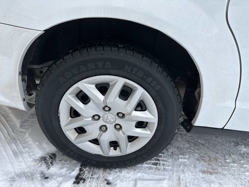 Used 2014 RAM C/V Tradesman image 13