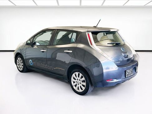 Used 2013 Nissan Leaf S w/ Eco Design Pkg FWD image 6