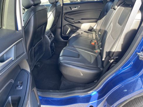 Used 2022 Ford Edge Titanium image 18