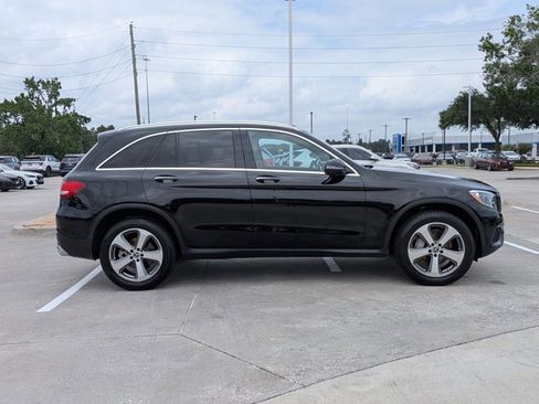 Used 2018 Mercedes-Benz GLC 300 image 4