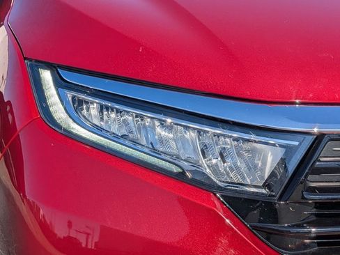 Used 2023 Honda Odyssey Touring image 9