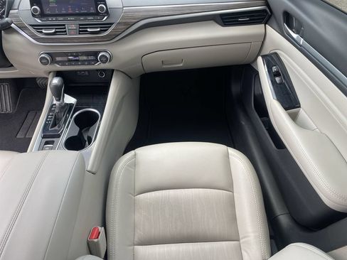 Used 2022 Nissan Altima 2.5 SL AWD/4WD image 22
