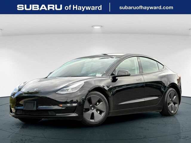 Used 2022 Tesla Model 3 Standard Range RWD image 1