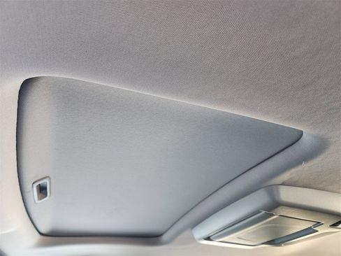 Certified 2022 Honda Pilot Touring image 24