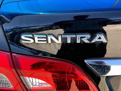 Used 2019 Nissan Sentra S FWD image 10