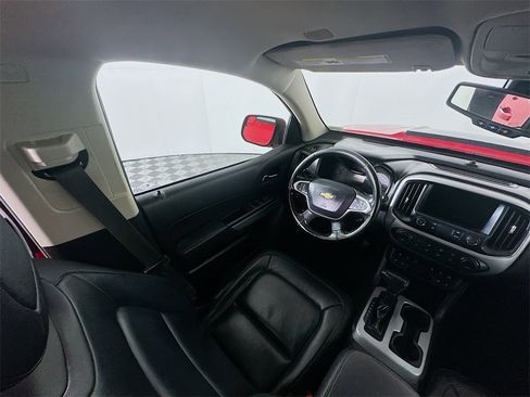 Used 2020 Chevrolet Colorado ZR2 image 9