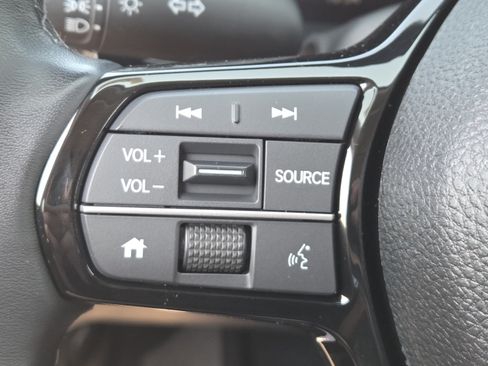 Used 2024 Honda Civic EX-L image 30