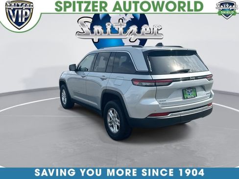 Used 2023 Jeep Grand Cherokee Laredo AWD/4WD image 7
