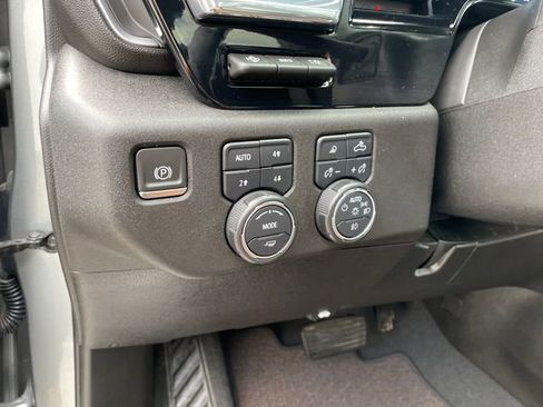 Used 2024 Chevrolet Silverado 3500 High Country image 29