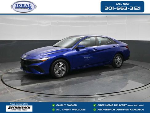 Used 2024 Hyundai Elantra SE FWD image 1