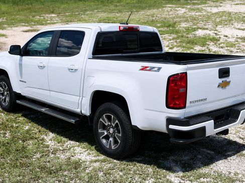 Used 2016 Chevrolet Colorado Z71 AWD/4WD image 6