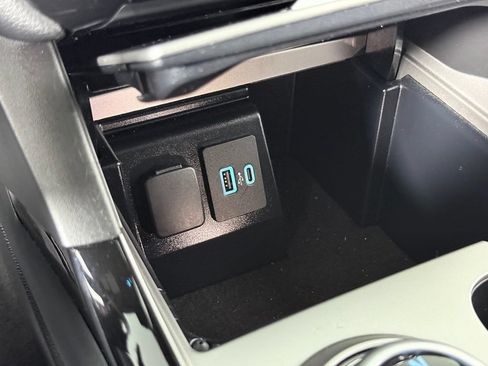Used 2021 Ford Explorer ST w/ Equipment Group 401A AWD/4WD image 17