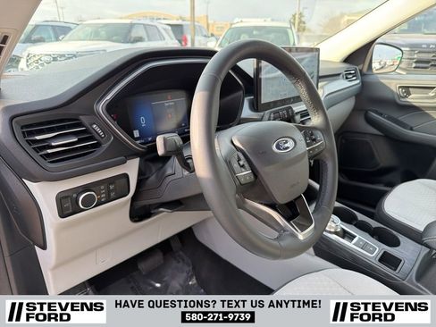 Used 2024 Ford Escape Active w/ Tech Pack #1 FWD image 18