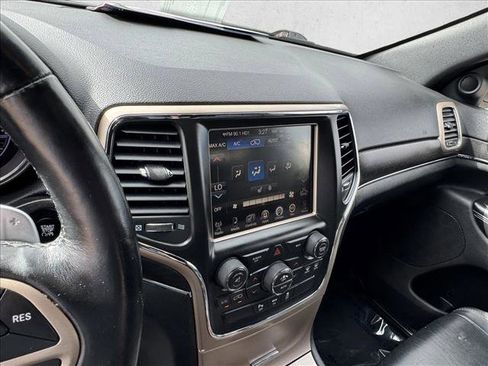 Used 2015 Jeep Grand Cherokee Limited AWD/4WD image 13