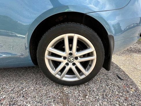 Used 2010 Volkswagen Eos Lux FWD image 14