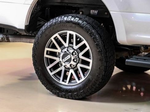 Used 2019 Ford F250 Lariat w/ Lariat Value Package image 48