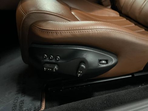 Used 2010 Maserati GranTurismo S image 22