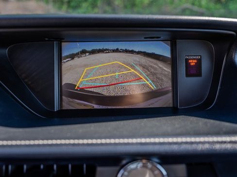 Used 2017 Lexus ES 350 w/ Luxury Package image 21