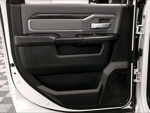 Used 2022 RAM 2500 Big Horn image 19