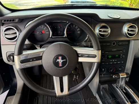 Used 2007 Ford Mustang GT Premium RWD image 7