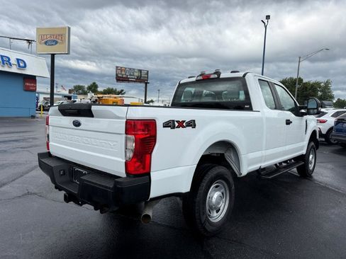 Used 2022 Ford F250 XL w/ Power Equipment Group AWD/4WD image 7