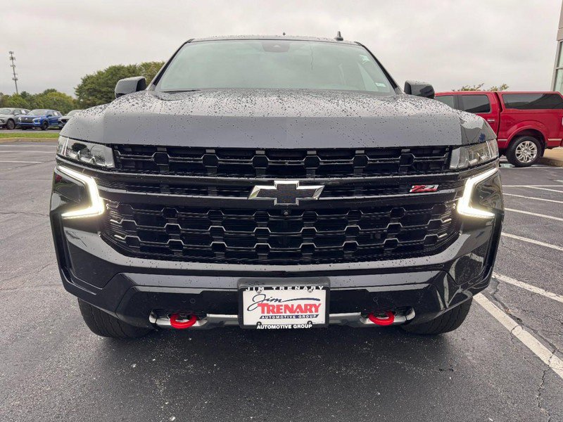 Used 2023 Chevrolet Tahoe Z71 w/ Luxury Package AWD/4WD image 9
