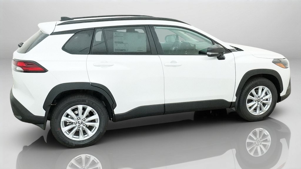 New 2026 Toyota Corolla Cross LE FWD image 24