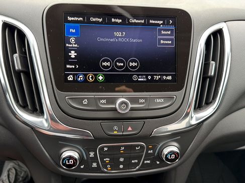 Used 2024 Chevrolet Equinox LT FWD image 18
