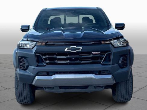 Used 2023 Chevrolet Colorado Trail Boss w/ Technology Package image 4