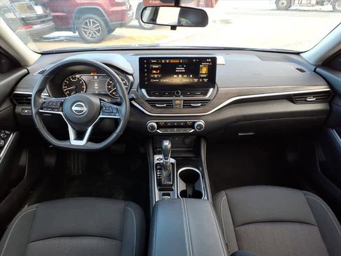 Certified 2023 Nissan Altima 2.5 SV w/ SV Premium Package image 13