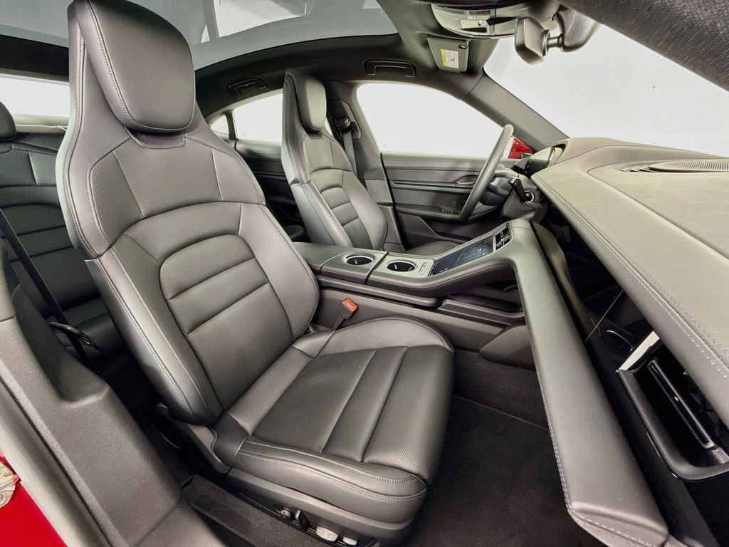 Certified 2022 Porsche Taycan RWD image 29