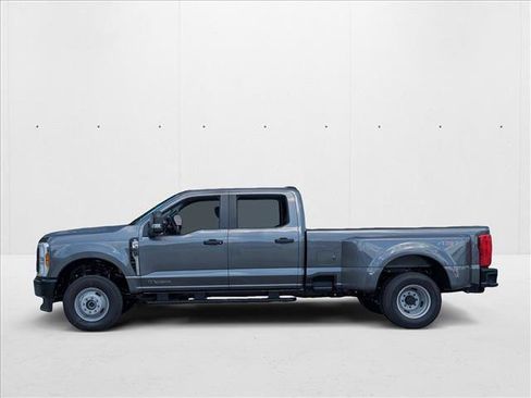 New 2026 Ford F350 XL image 5
