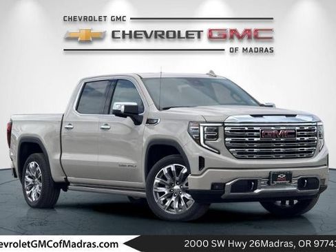 New 2026 GMC Sierra 1500 Denali w/ Denali Reserve Package AWD/4WD image 1