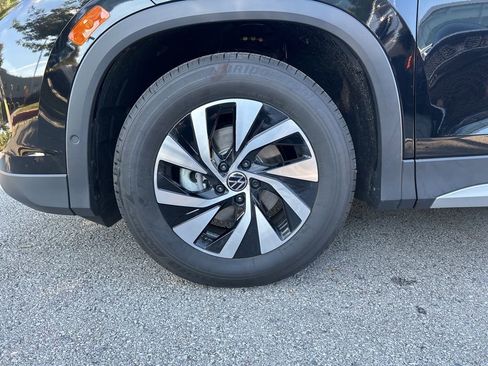 New 2026 Volkswagen Tiguan S image 32